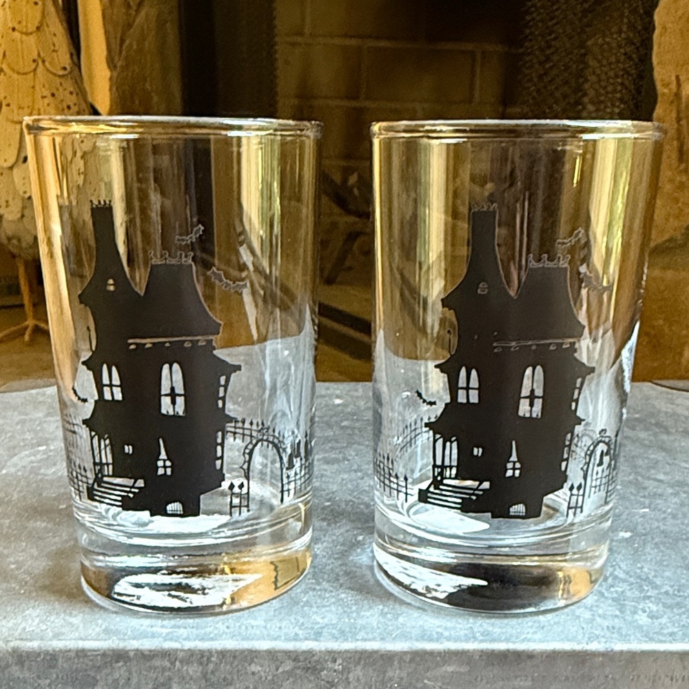NWT! Crate & Barrel “Haunted House” Tumblers (set of 2)